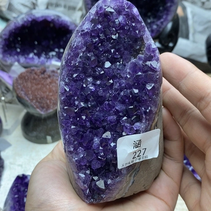 未镶嵌紫晶大型摆件（非配饰）