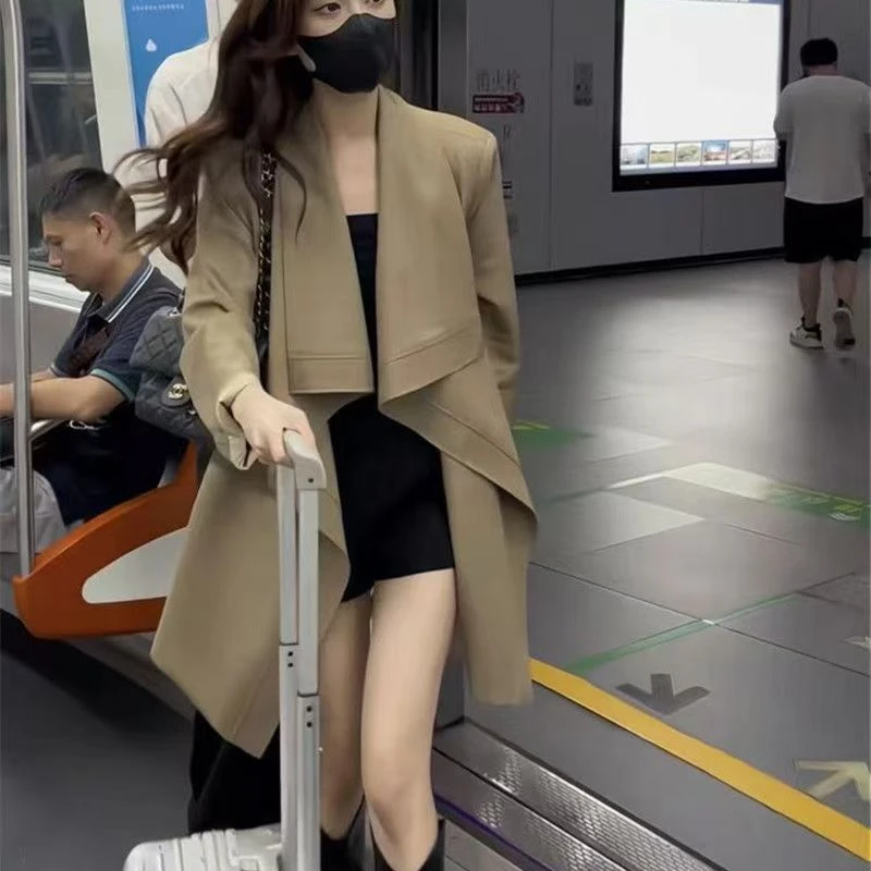 【聊聊专属】新款2025春秋装系带风衣外套女高级感气质大翻领西装