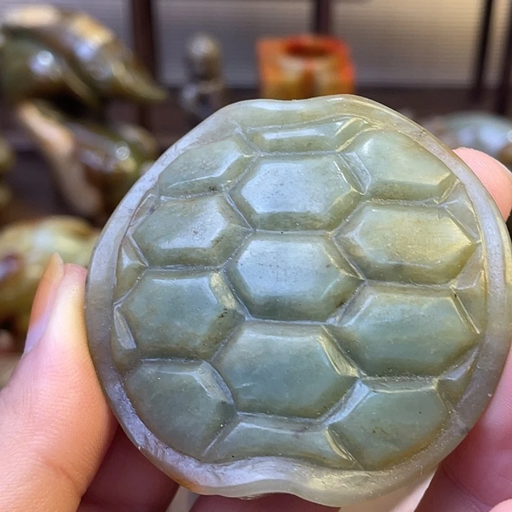 未镶嵌和田玉（糖玉）挂件