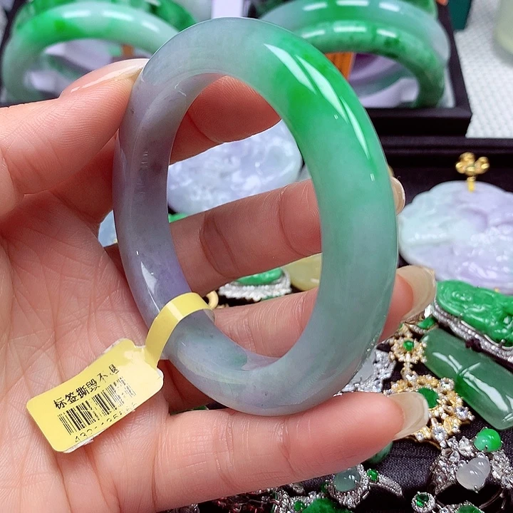 翡翠未镶嵌手镯翡翠