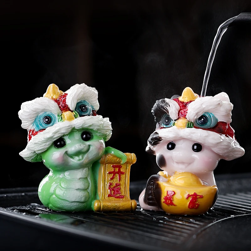 蛇年十二生肖醒狮灵蛇变色茶宠摆件茶台桌面装饰品茶宠物可爱茶玩