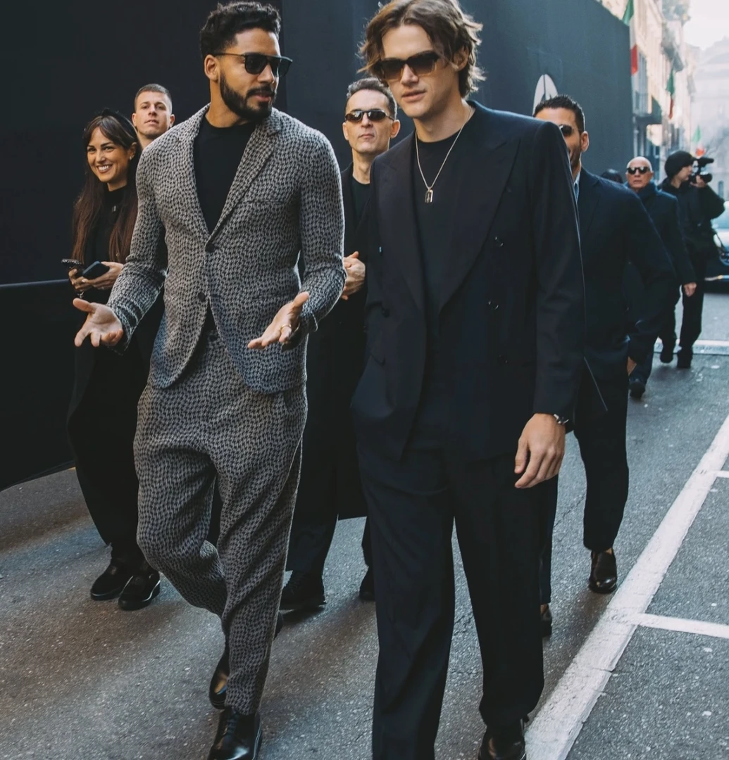 1dp新国标白鹅绒连帽羽绒服男士宽松休闲保暖上衣