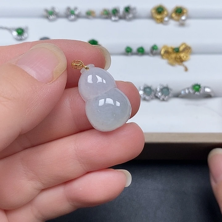 颈饰未镶嵌翡翠葫芦