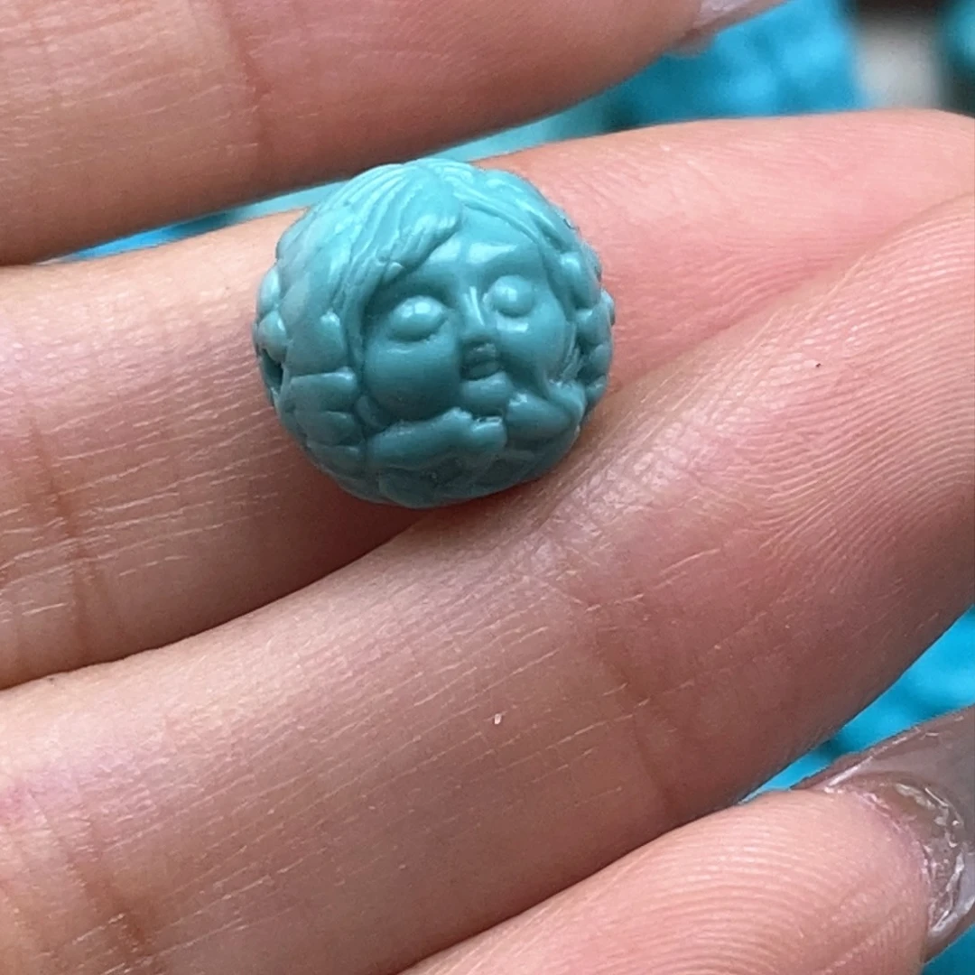 绿松石颈饰未镶嵌