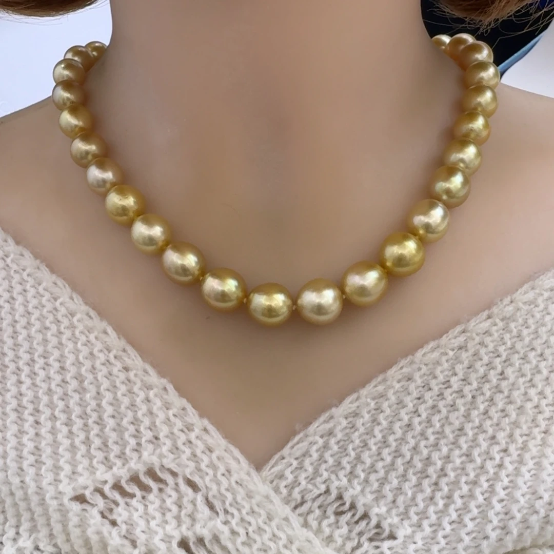 未镶嵌海水珍珠颈饰