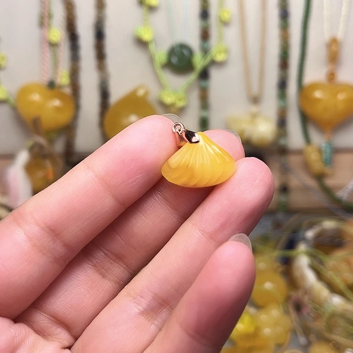 蜜蜡颈饰未镶嵌蜜蜡