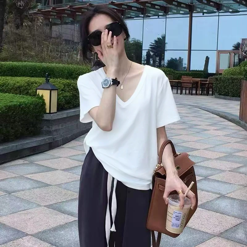 新款v领上衣t恤女白色宽松棉质短袖显瘦夏季休闲纯色时尚内搭女款