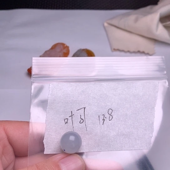 定制翡翠未镶嵌叶*哥翡翠