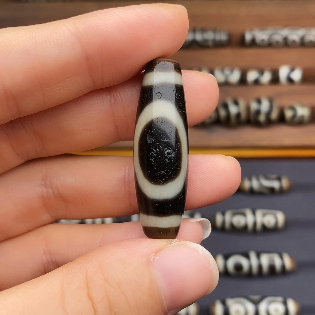 伯***间玛瑙/玉髓颈饰合金