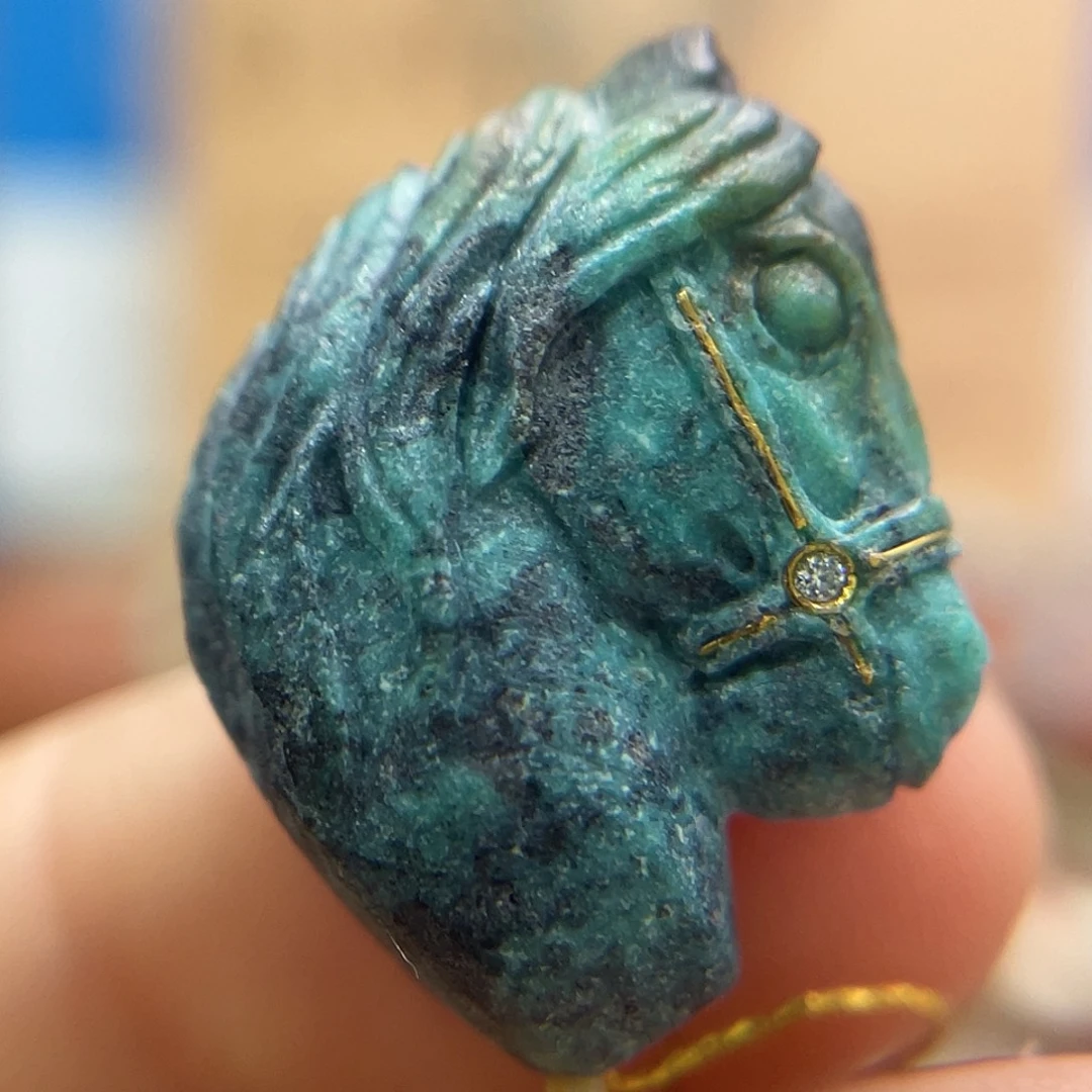 绿松石未镶嵌珠宝奇石