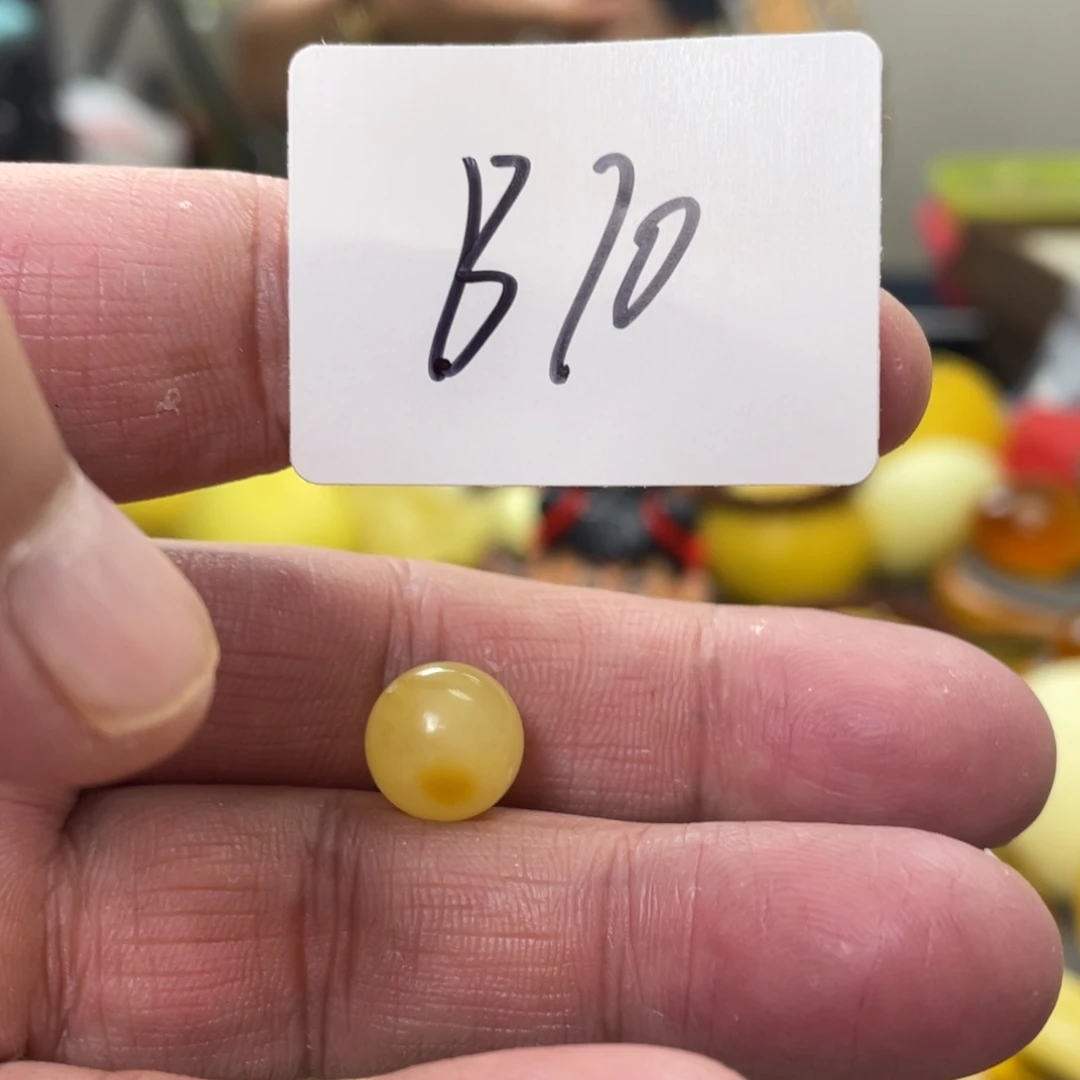 手链琥珀未镶嵌多样性发，发其中一件
