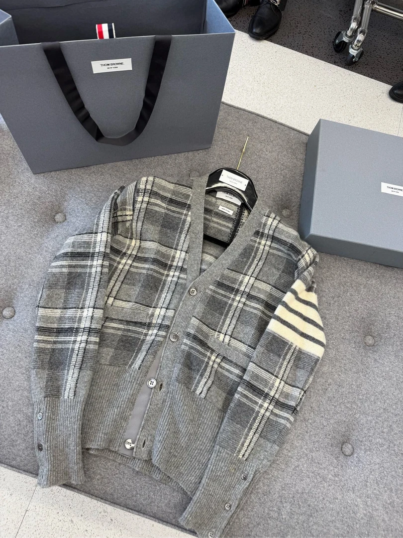 99新 THOMBROWNE TB1424 格纹四条纹纯羊毛针织开衫 0码原价1万6