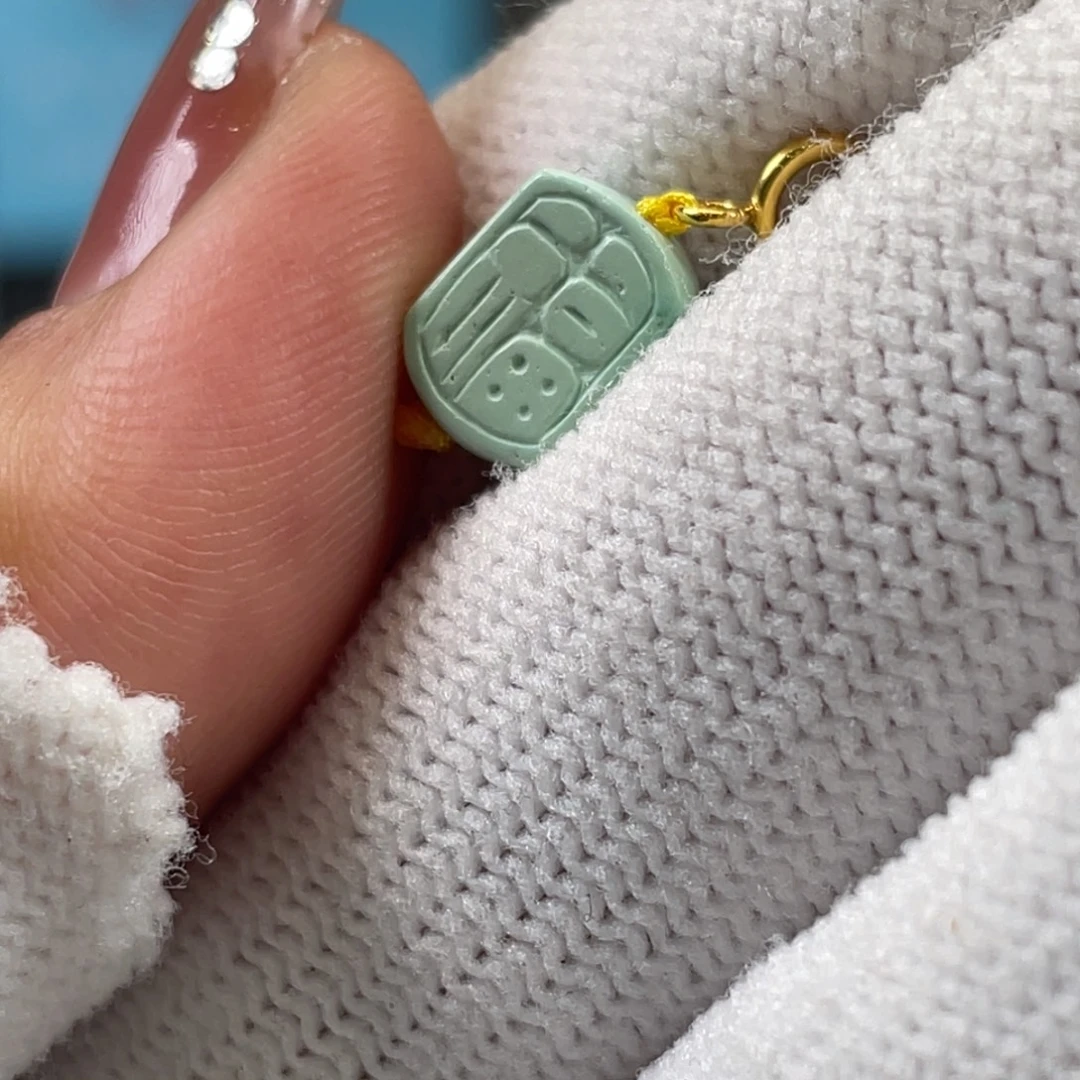 绿松石未镶嵌挂件