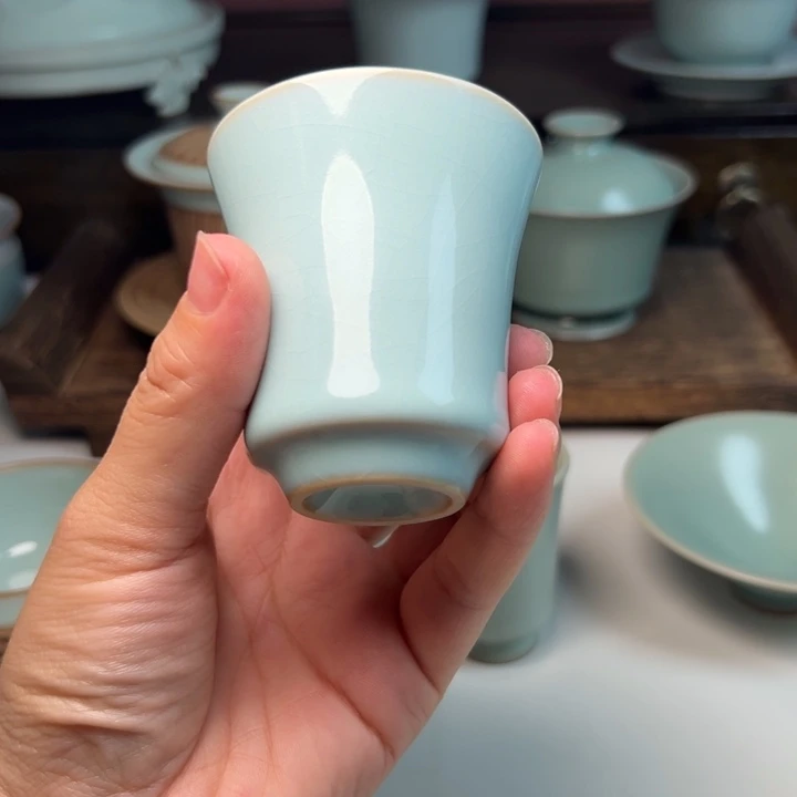 瓷片哈哈哈哈哈哈哈