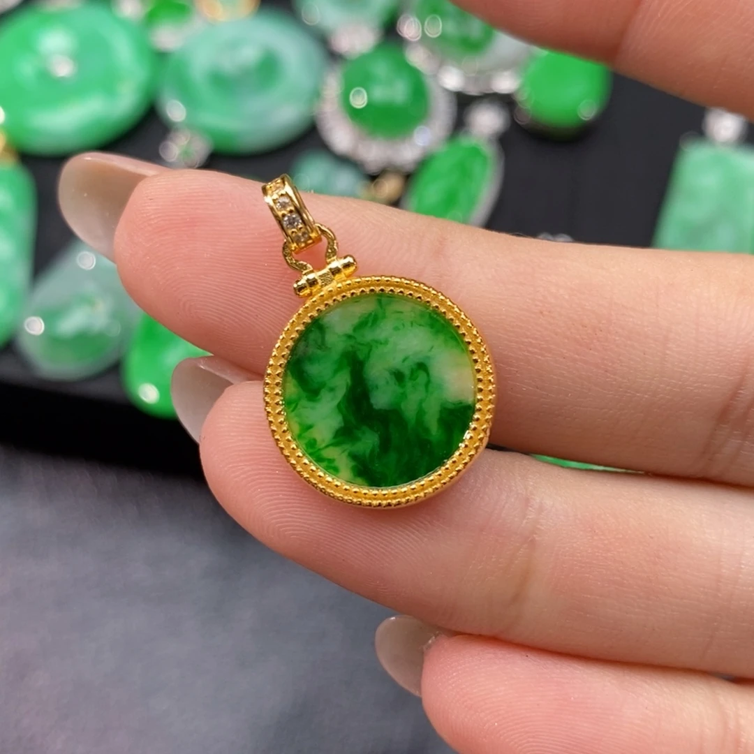 翡翠颈饰银S925镶嵌翡翠