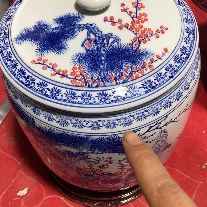 瓷片宁*景德镇陶瓷罐一个加底座