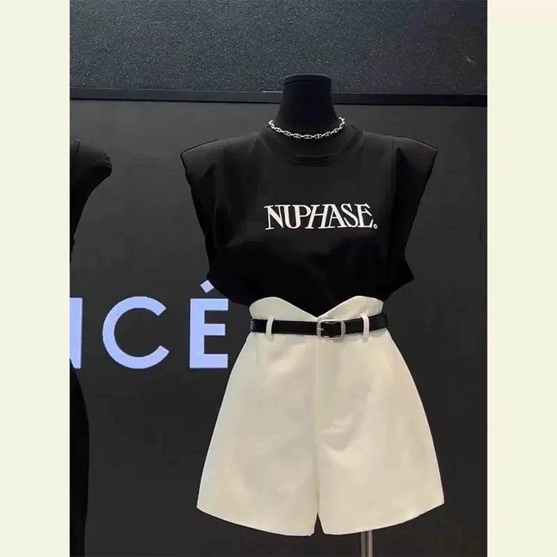 甜菜大码夏装搭配整套时尚气质炸街减龄洋气黑色t恤短裤休闲套装
