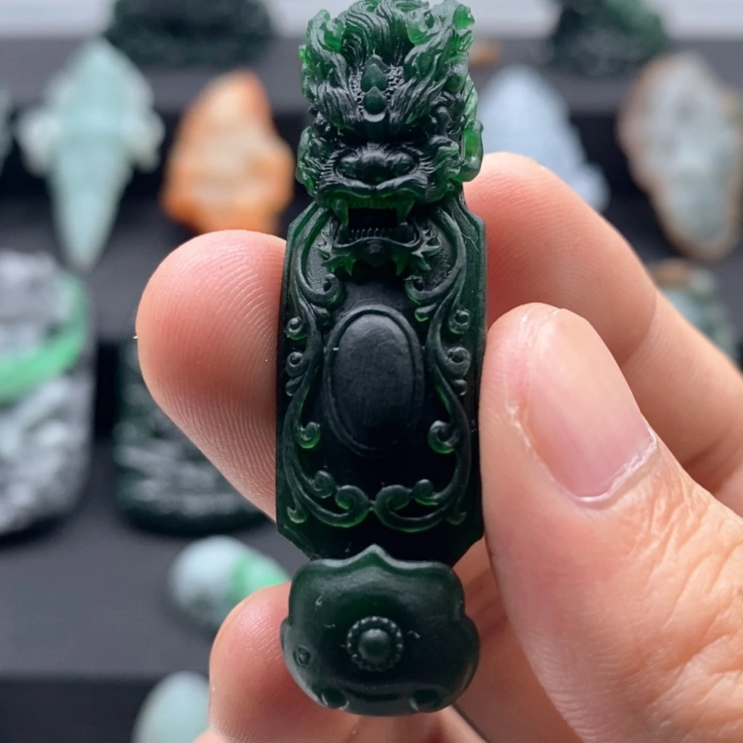 定制翡翠未镶嵌翡翠