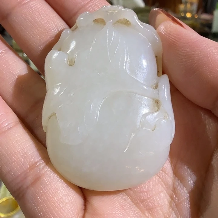 吃***乐颈饰未镶嵌和田玉（糖玉）