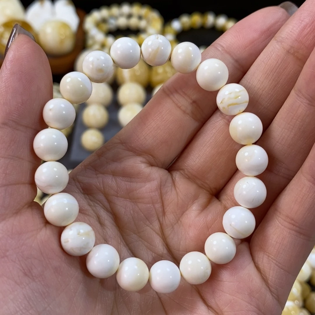 蜜蜡手串未镶嵌8.8mm+漆白蜡圆珠手串