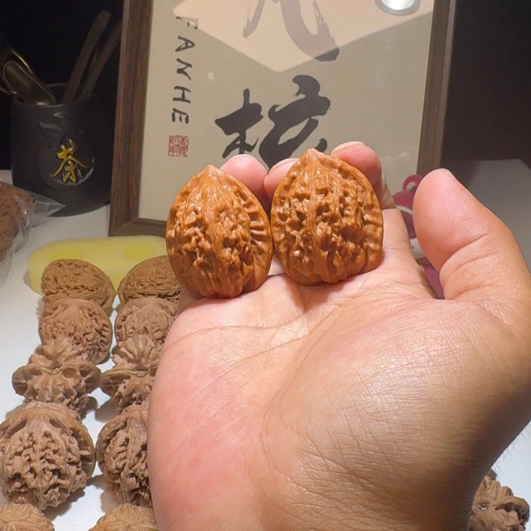 夏***枫吊坠文玩核桃33尺寸瓷瓶鸭嘴