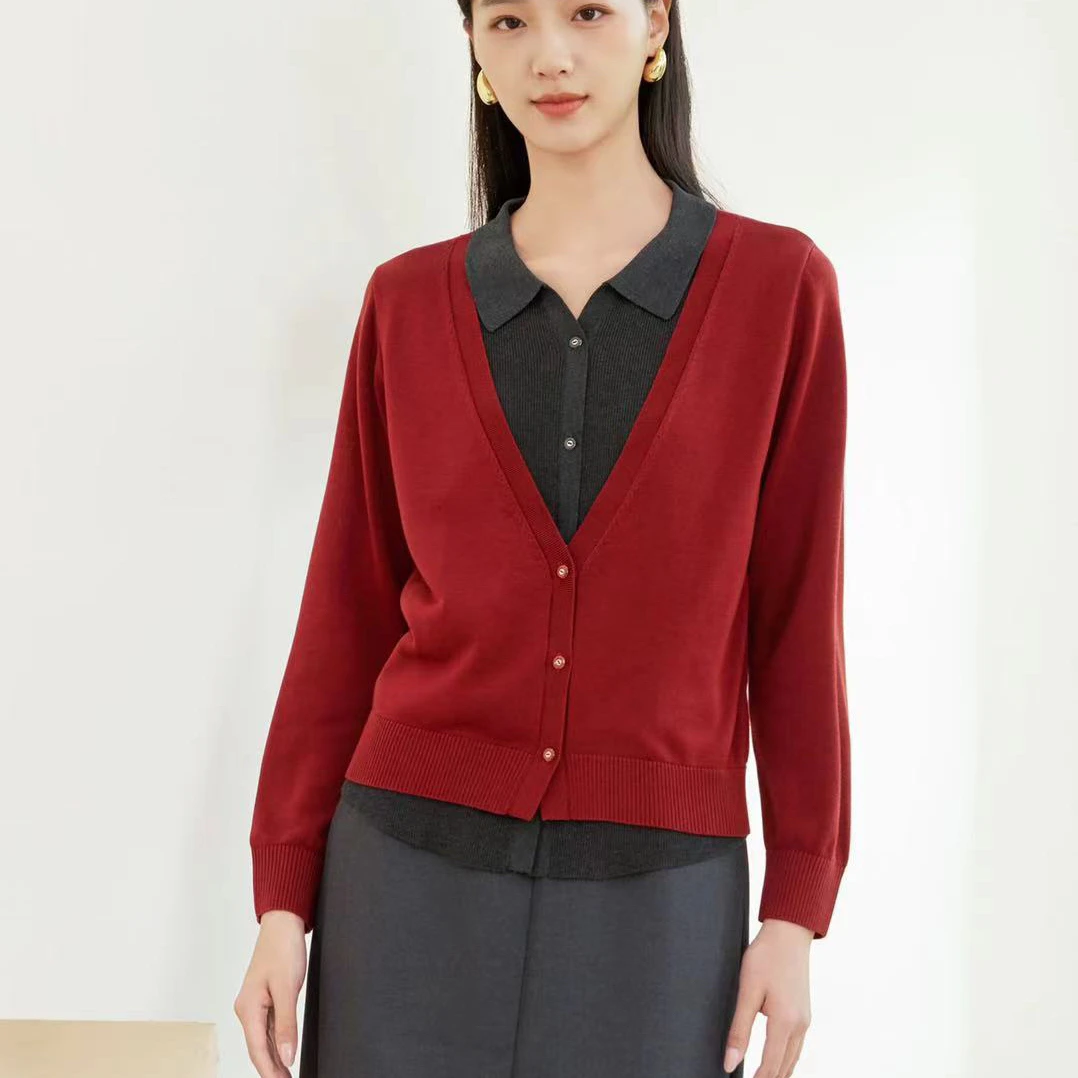 2025春款新品时尚长袖撞色方领假两件套