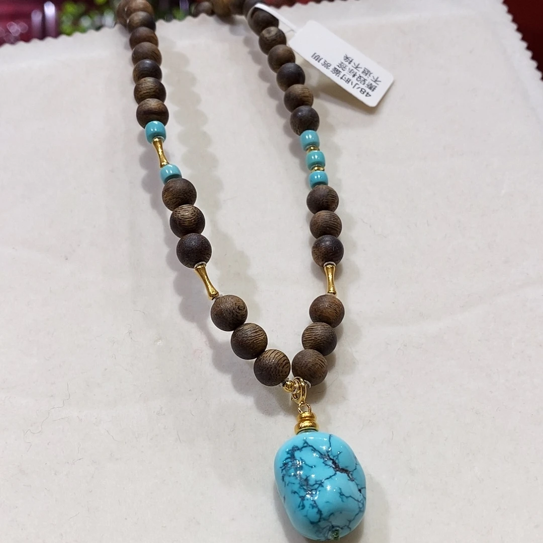 绿松石未镶嵌颈饰