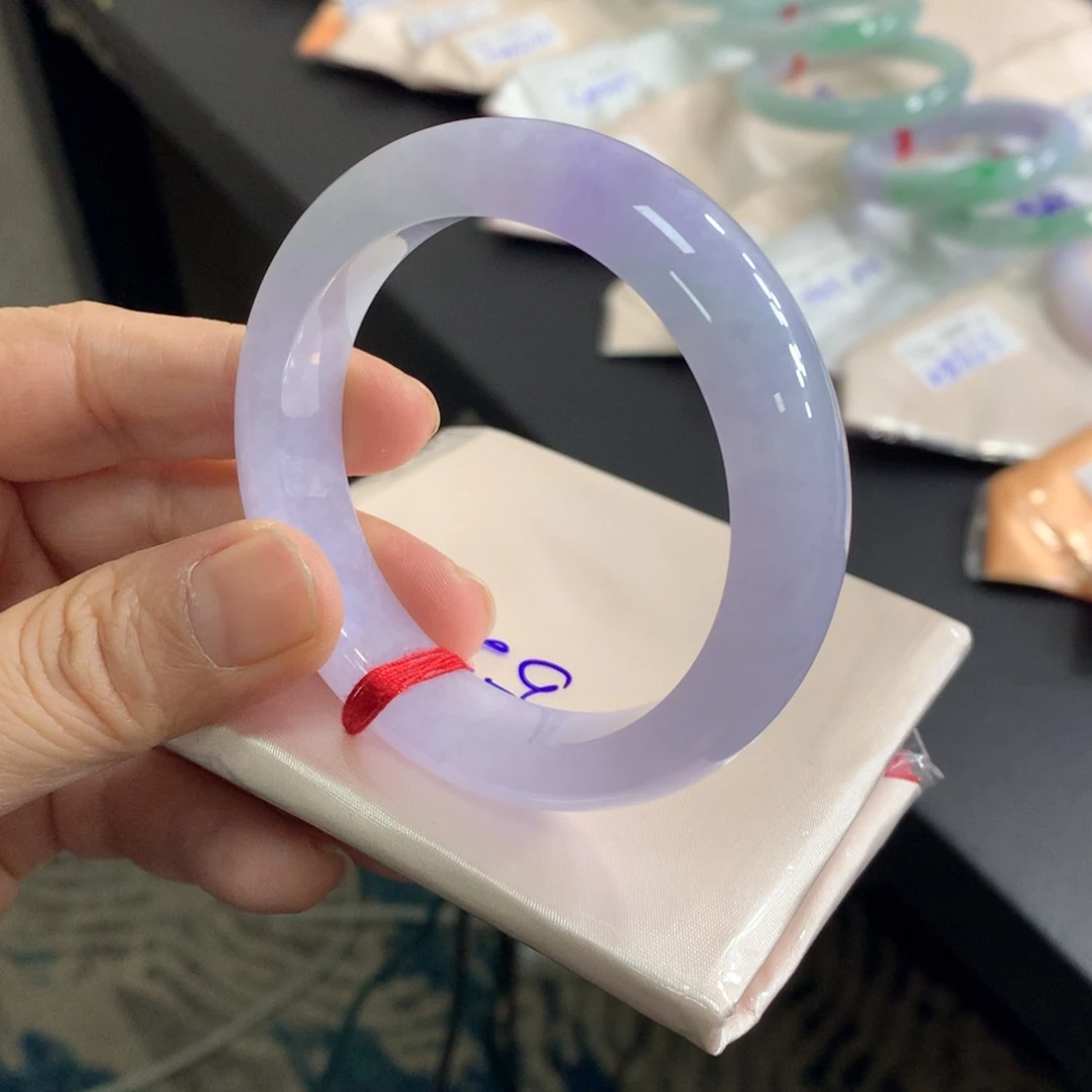 翡翠未镶嵌手镯52圈口