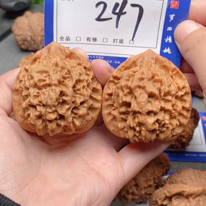 把件桃核二*49官帽247号牌