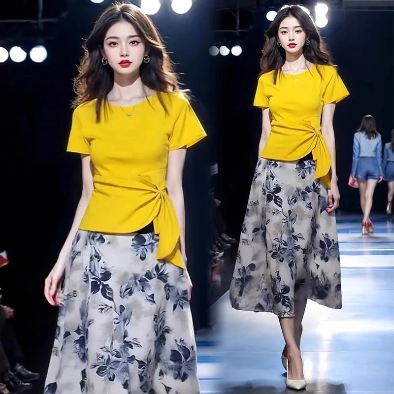 时尚连衣裙套装女2025夏季新款洋气显瘦短袖T恤印花半身裙两件套