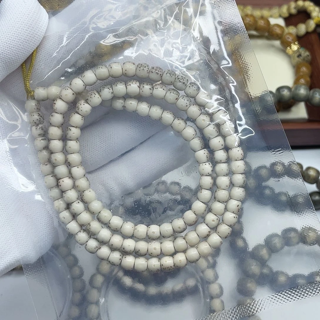 星月菩提手串我***弟6×5长串石玉料A06