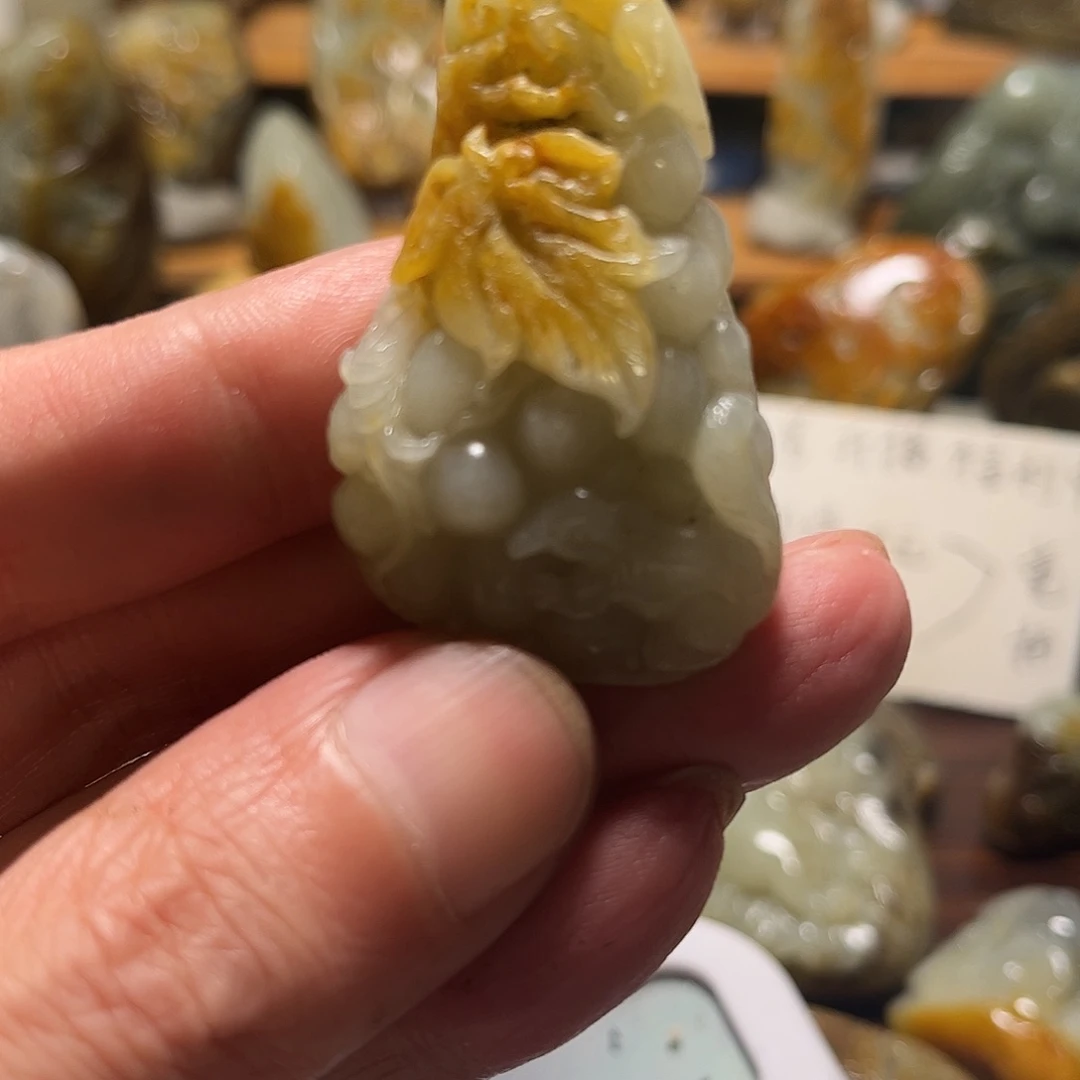 和田玉（子料）未镶嵌车挂