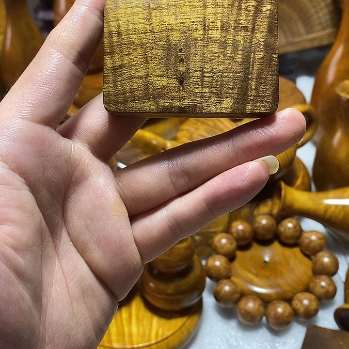 金丝楠木小叶桢楠木