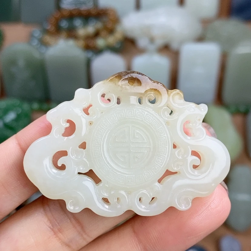 【闪购商品】未镶嵌和田玉（糖玉）挂件