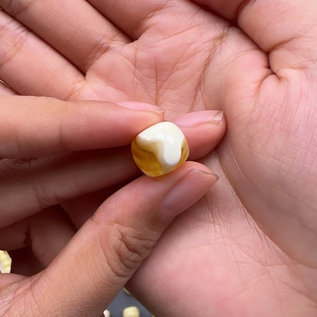 琥珀未镶嵌珠宝奇石12.1mm