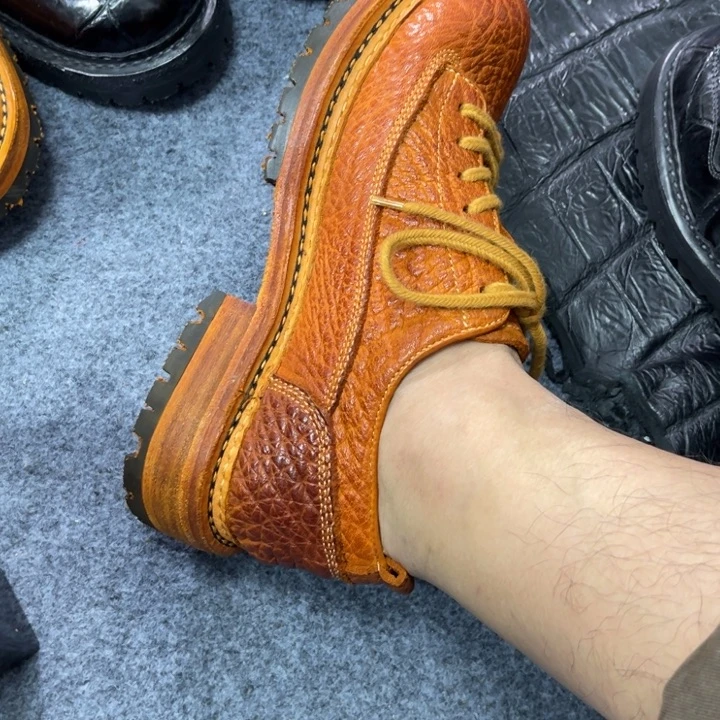 *****磨砂皮（牛皮）41焦糖色野牛短脸短