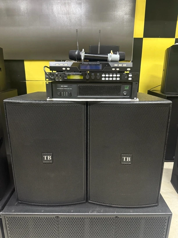 9新  15寸天博，KTV音响套装，4件套（不包邮）