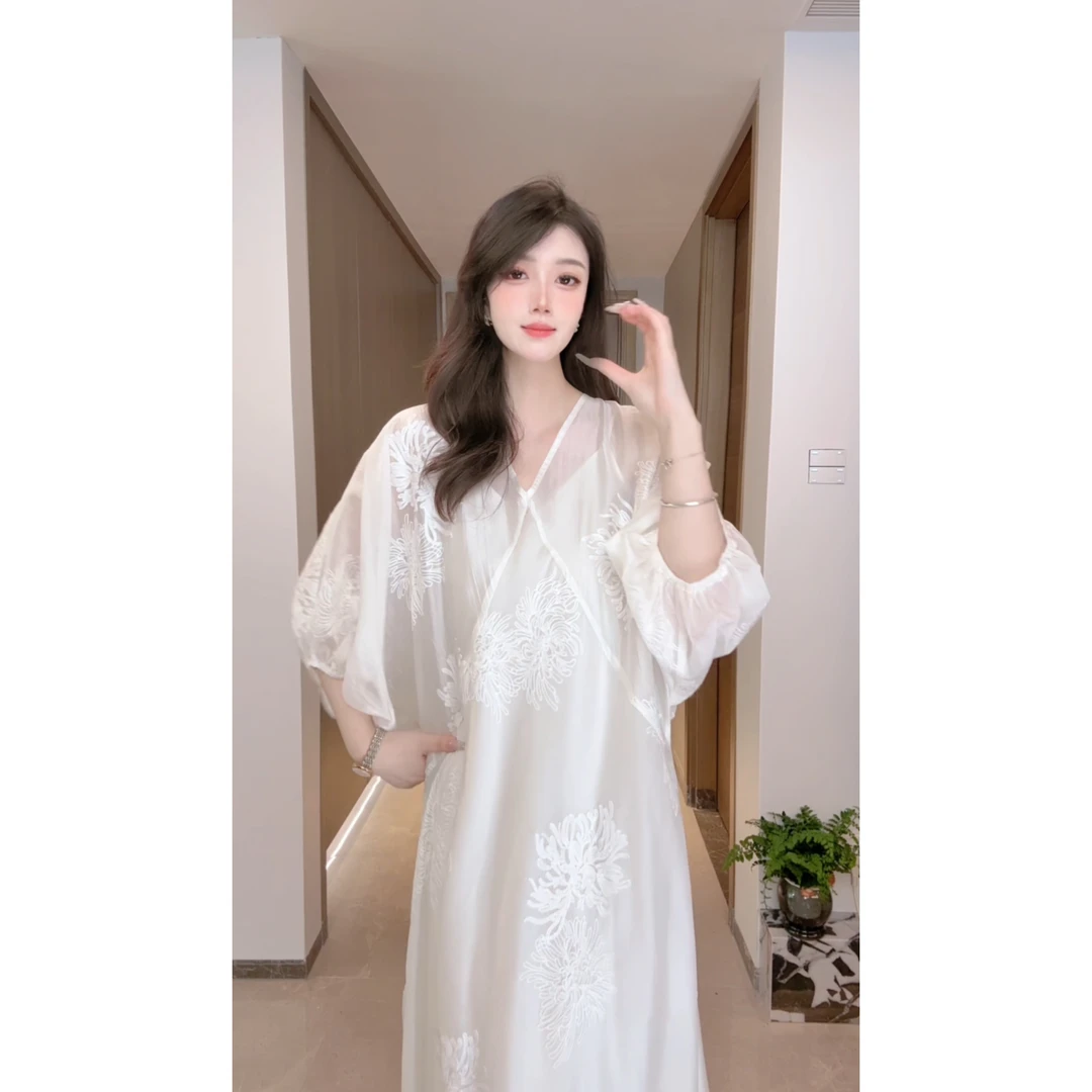 【周周专属】法式复古气质设计感慵懒风显瘦夏季连衣裙 YB25416