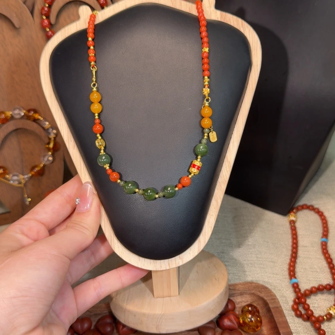 南红玛瑙未镶嵌颈饰