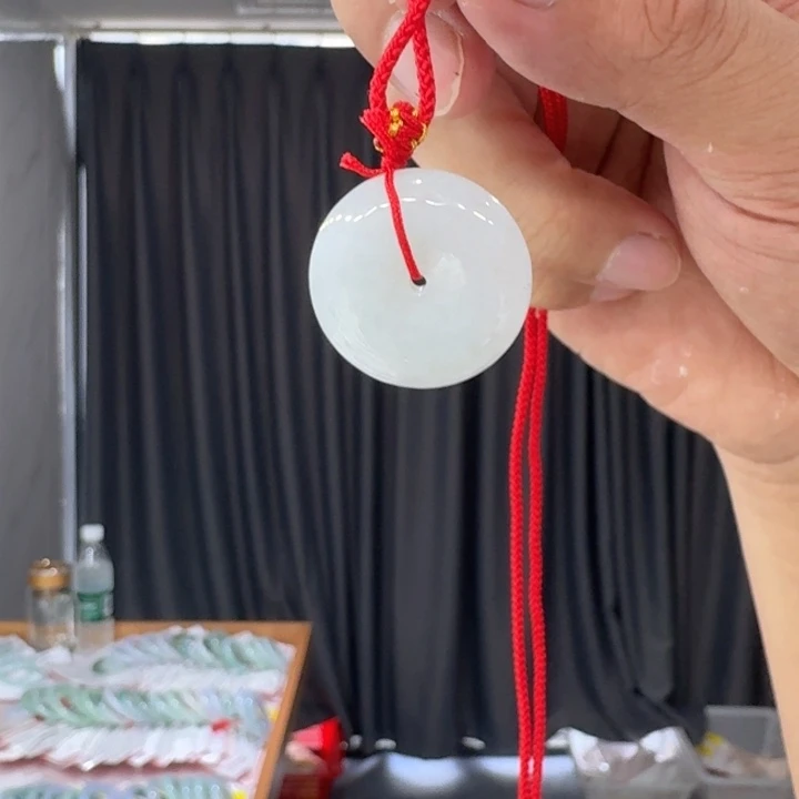 翡翠未镶嵌吊坠(不含链)纯天然翡翠a货