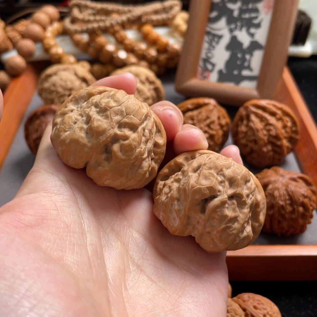 文玩核桃吊坠蛤蟆头42有修