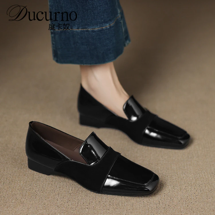 DUCURNO高级感亮面黑色小皮鞋女2025新款一脚蹬乐福鞋英伦风单鞋
