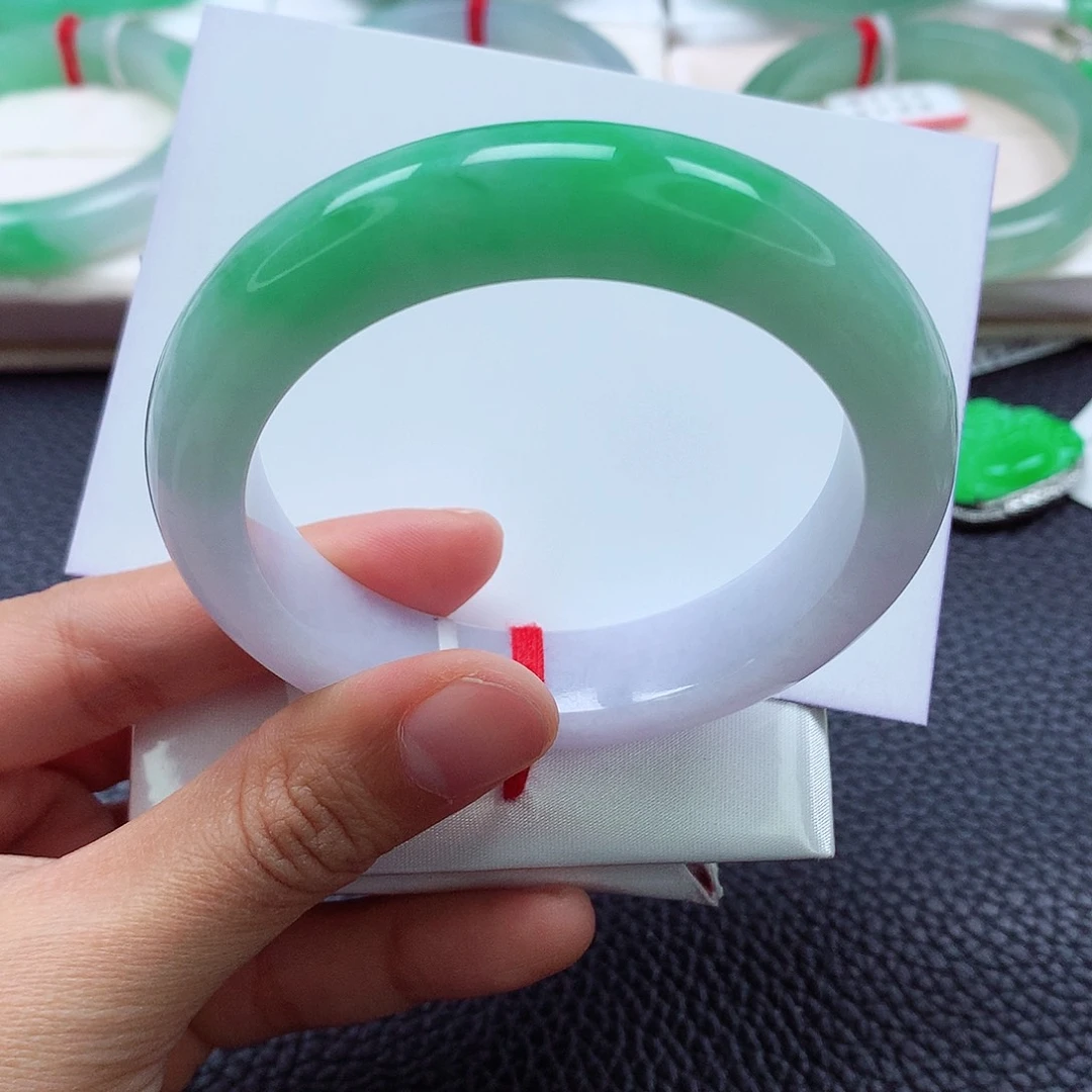 翡翠手镯未镶嵌52 53 54