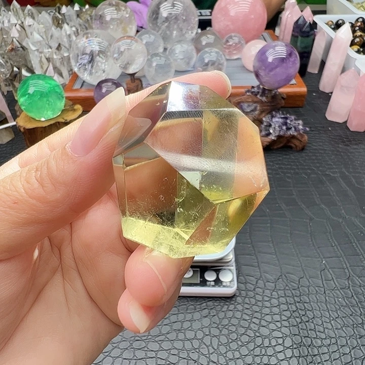 水晶未镶嵌珠宝半成品355