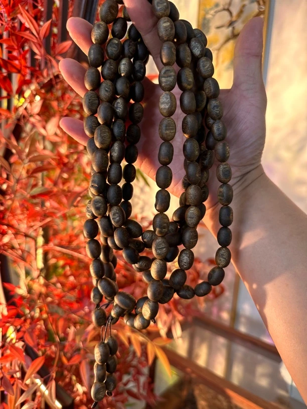 沉香一香传三代母树棋楠留疤70克多圈古树沉香多样性发一条