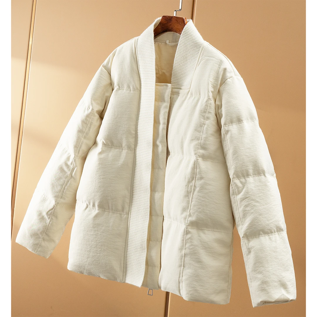 春天家 法G特别设计感拼针织90白鹅绒A版简约女55F5