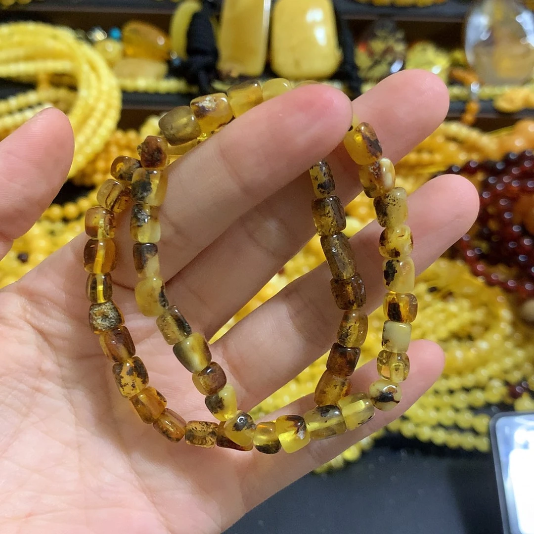 未镶嵌琥珀珠宝奇石多样性发其一