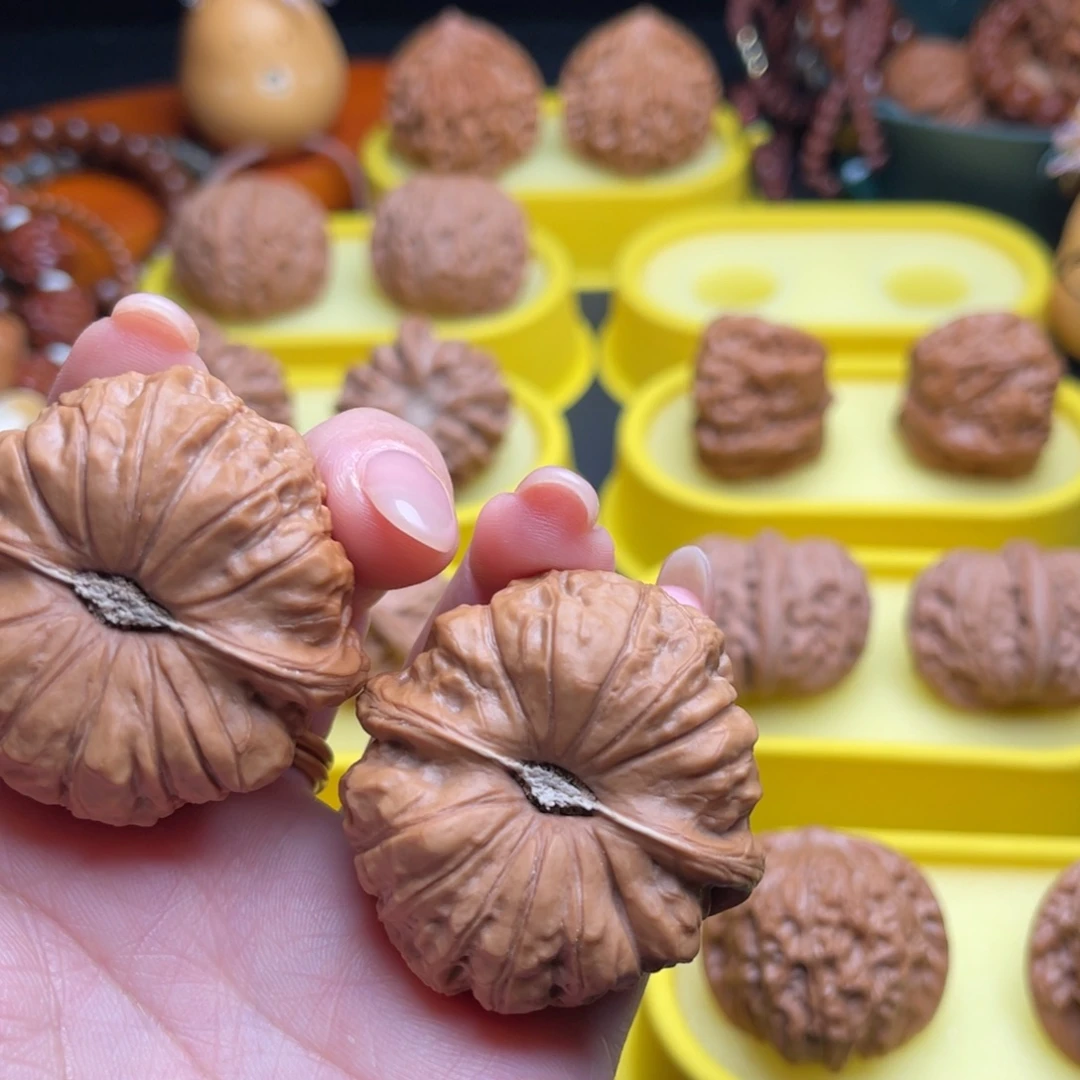 卓***凡把件文玩核桃43南瓜墩