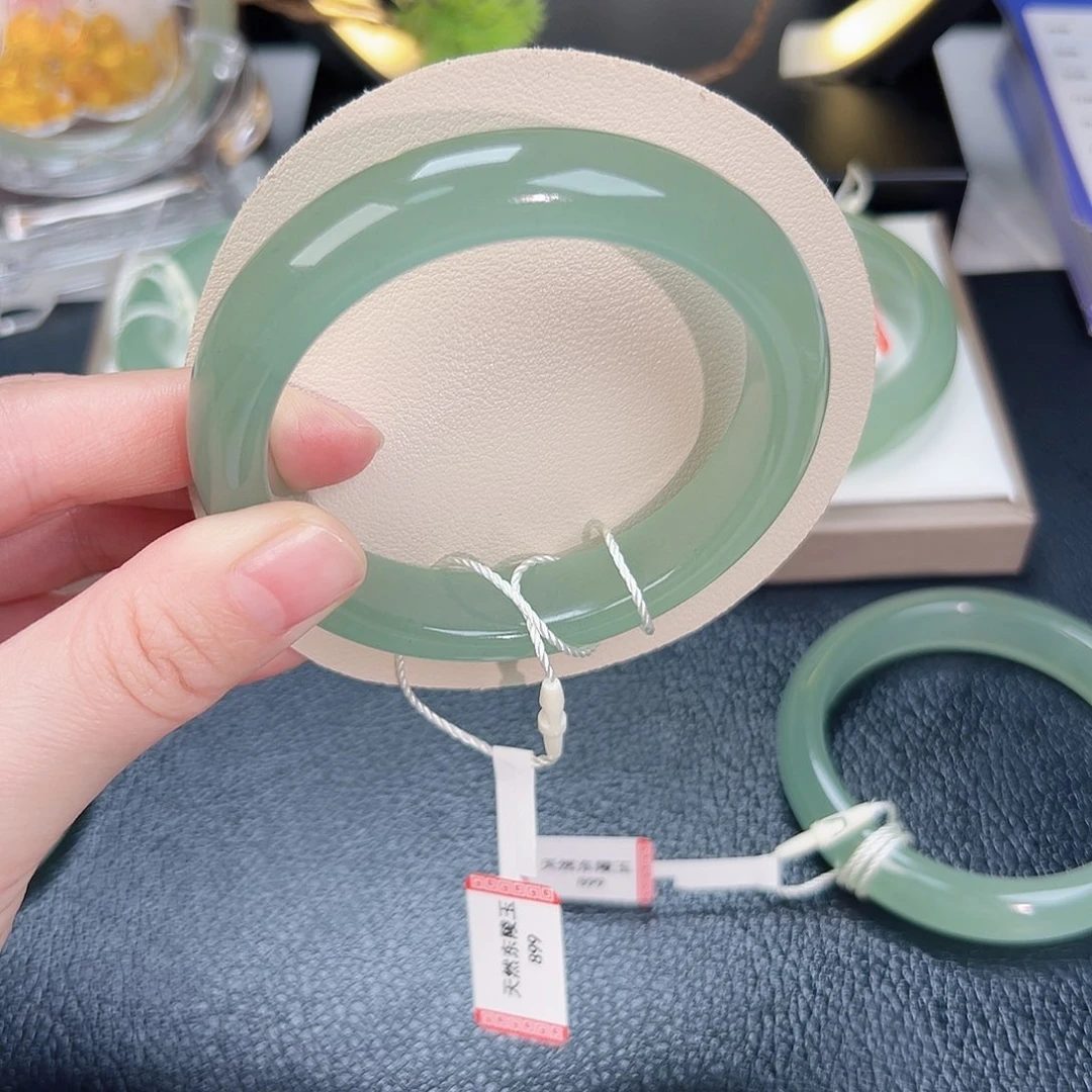 东陵石未镶嵌手镯58