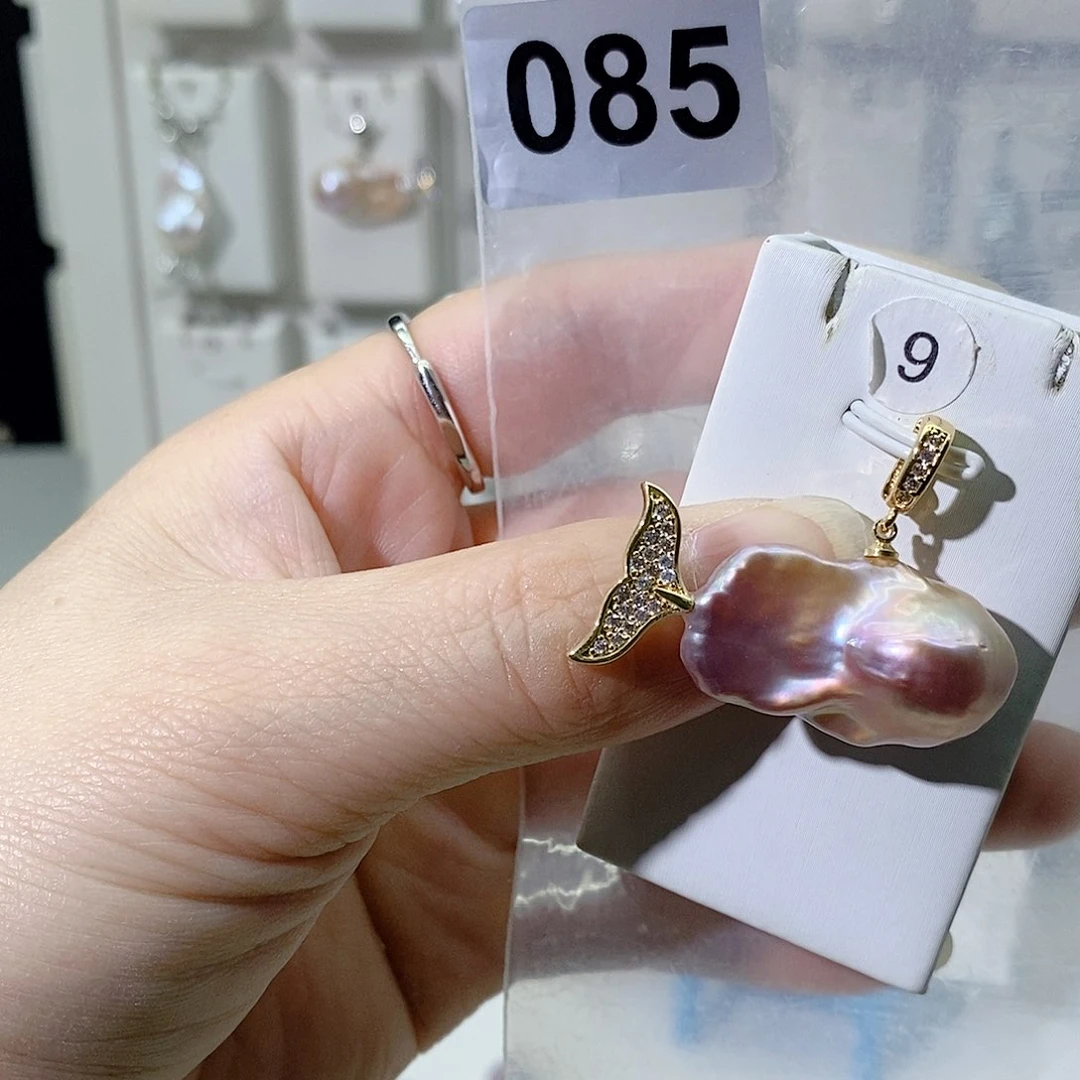 淡水珍珠合金颈饰